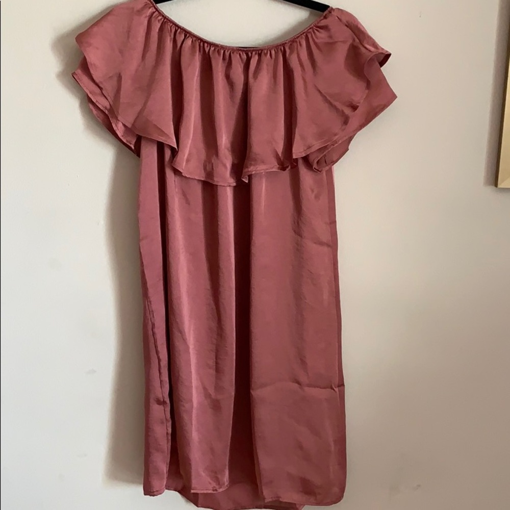 Love Sadie Pink Off the Shoulder Dress NWT